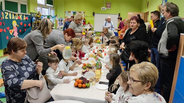 dzien babci gr4 2