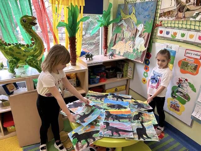 dzień dinozaura dni otwarte 02.2025